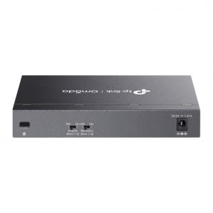 Switch with 3-Port PoE+ and 1-Port PoE++ DS106GPP